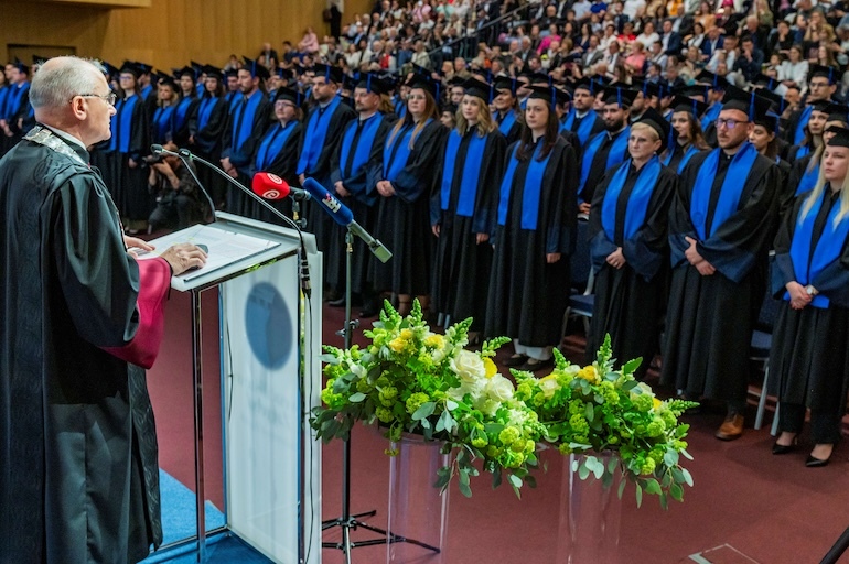 Promocije doktora znanosti i doktora umjetnosti Sveučilišta u Zagrebu